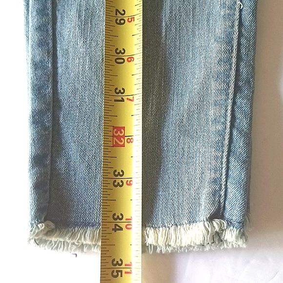 LEVI'S 501 Mini Mom Uniquely Designed Blue Jeans Girl's Size 10R (W25"× L26") - Picture 8 of 9